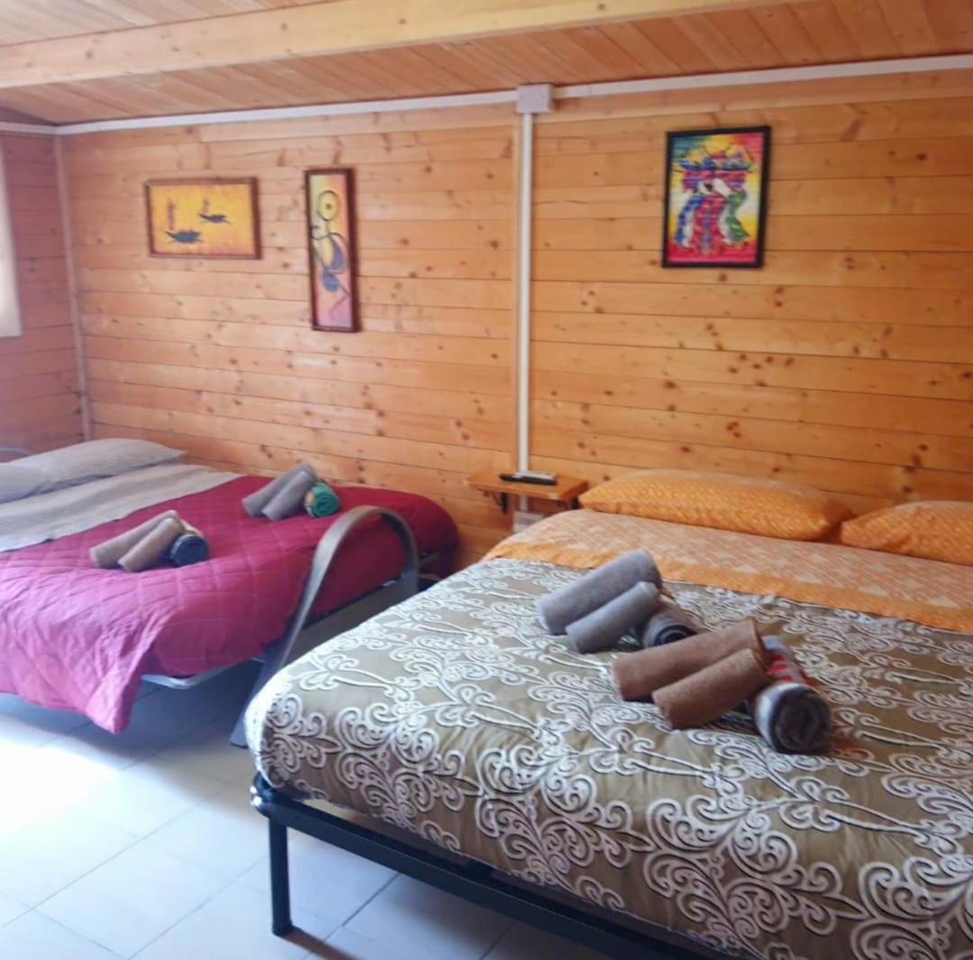 FeudoMallav B&B Noto - Roulotte