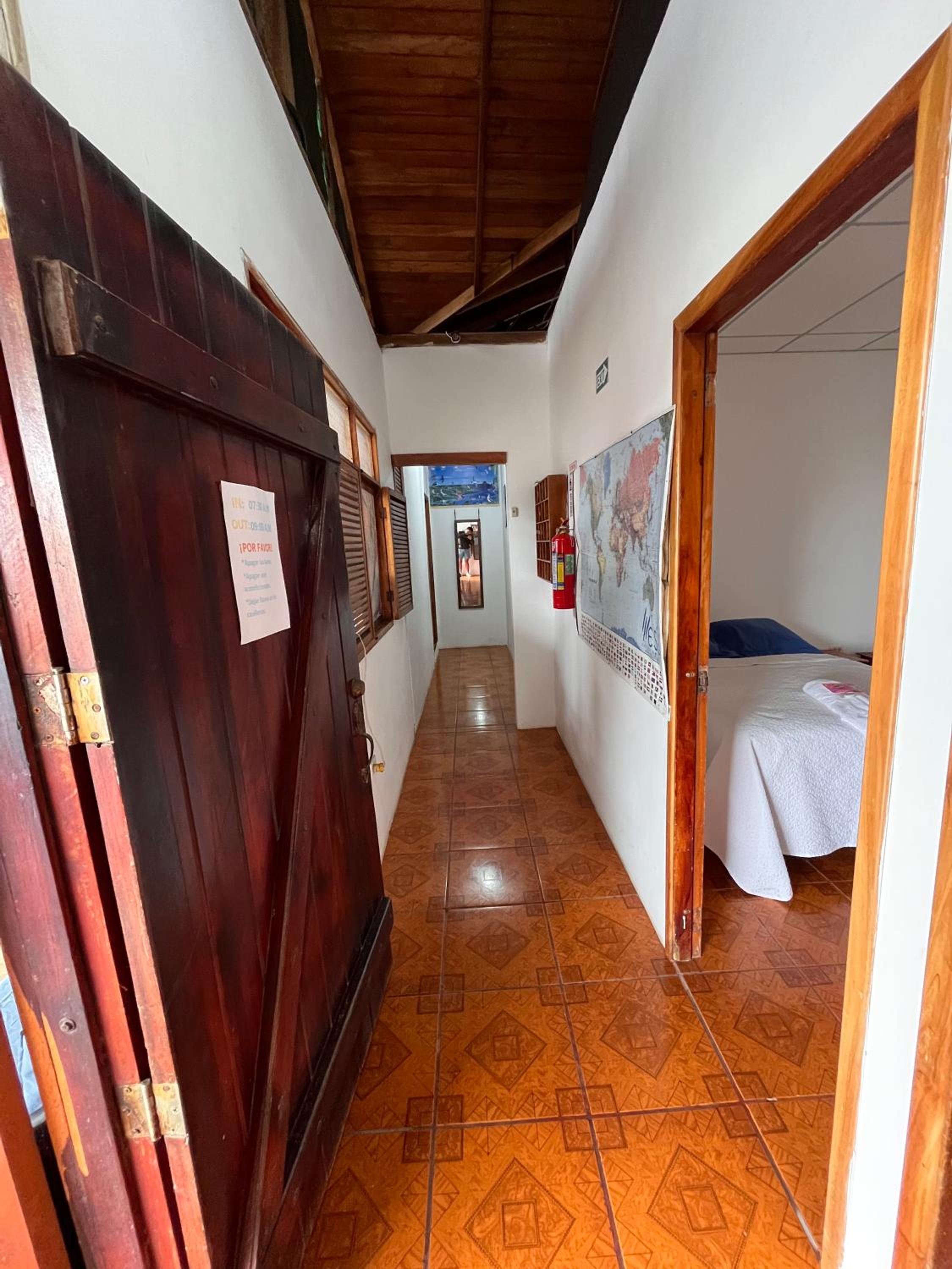 Las Gardenias Hostel - Starlink Internet