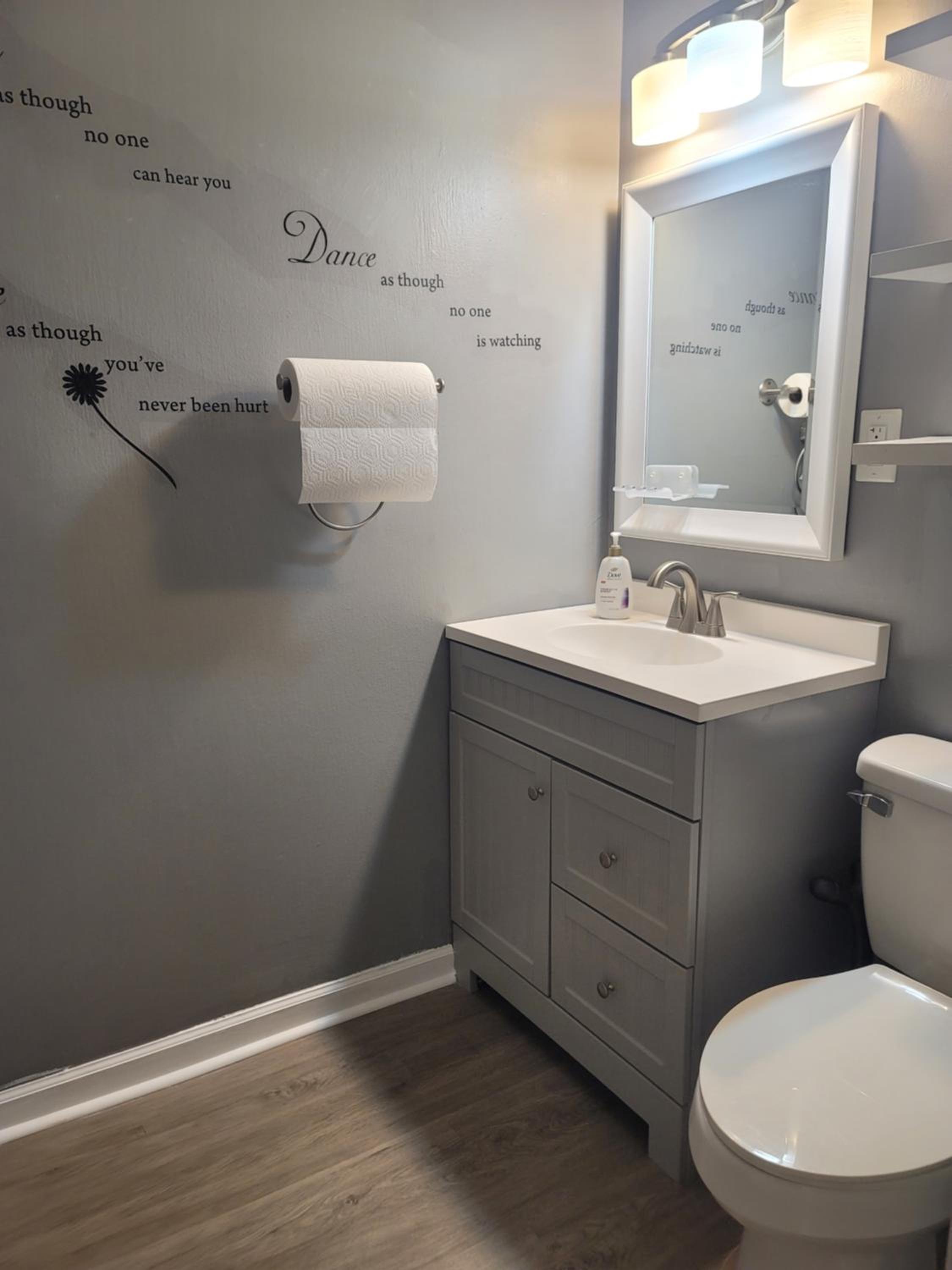 Fayetteville Vacations - 4 bd home close to Fort Liberty - Property Image 36
