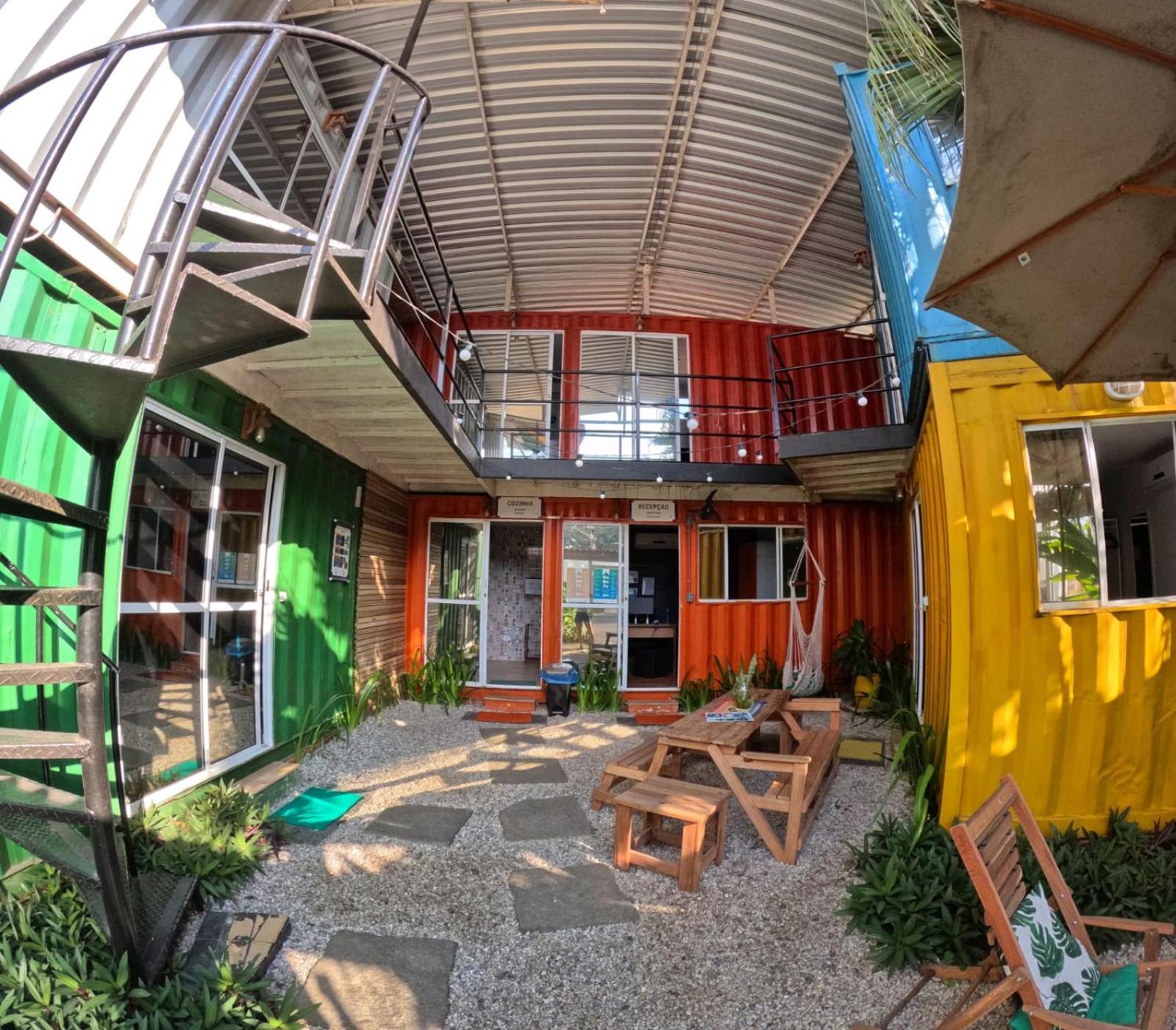 Container Hospedaria Paraty
