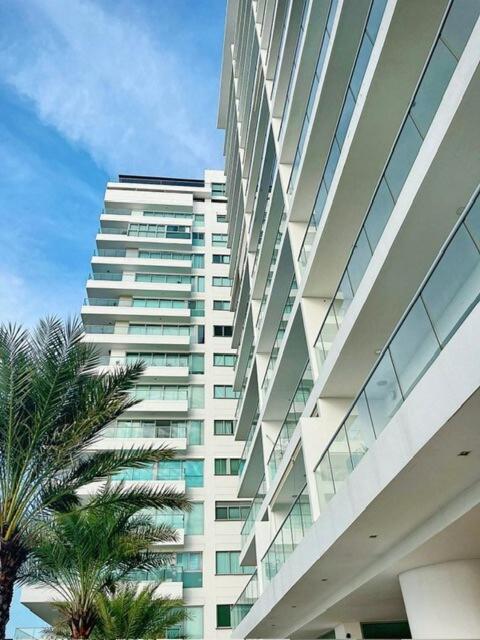 Lindo Apto en primer linea playa