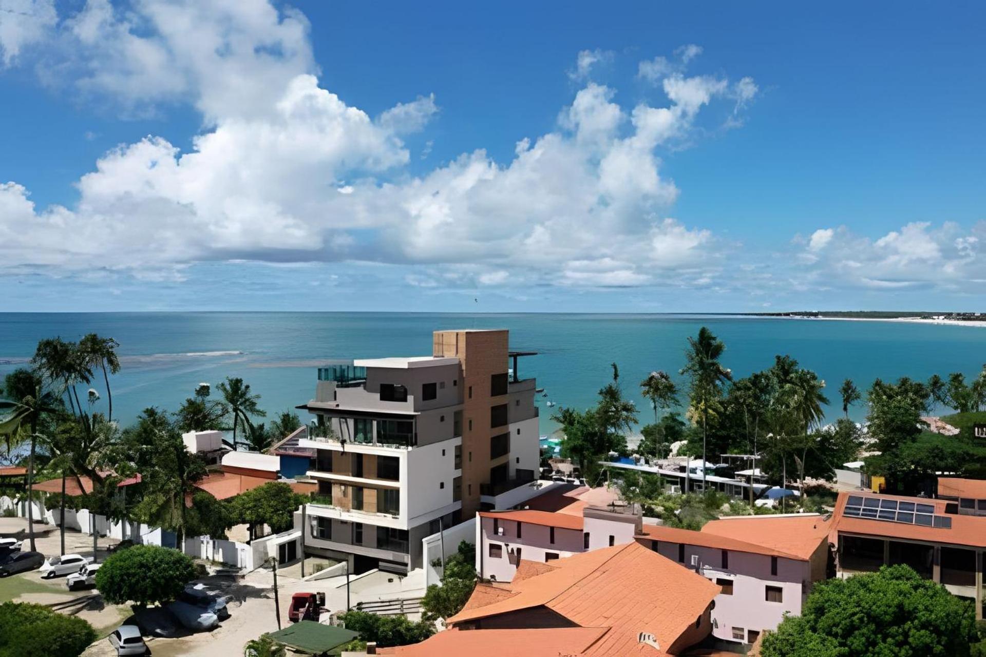 Beachfront flat at Porto de Galinhas beach, close to the natural pools.