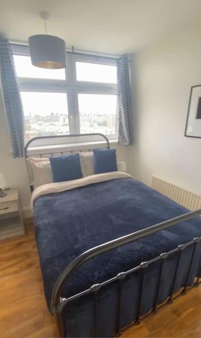 LONDON -2 bedroom - Breathtaking Views London Skyline Canary Warf