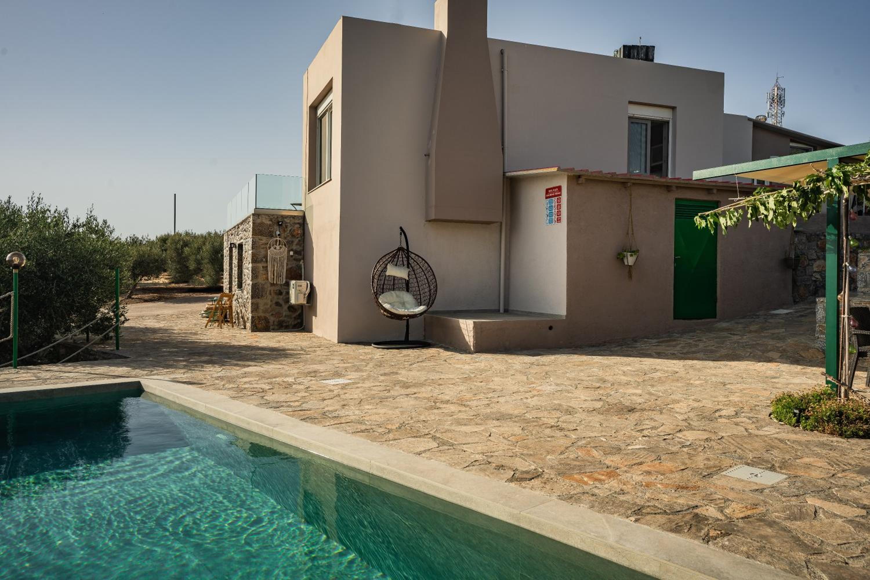 Villa Aktis with Freshwater Pool and Sea View