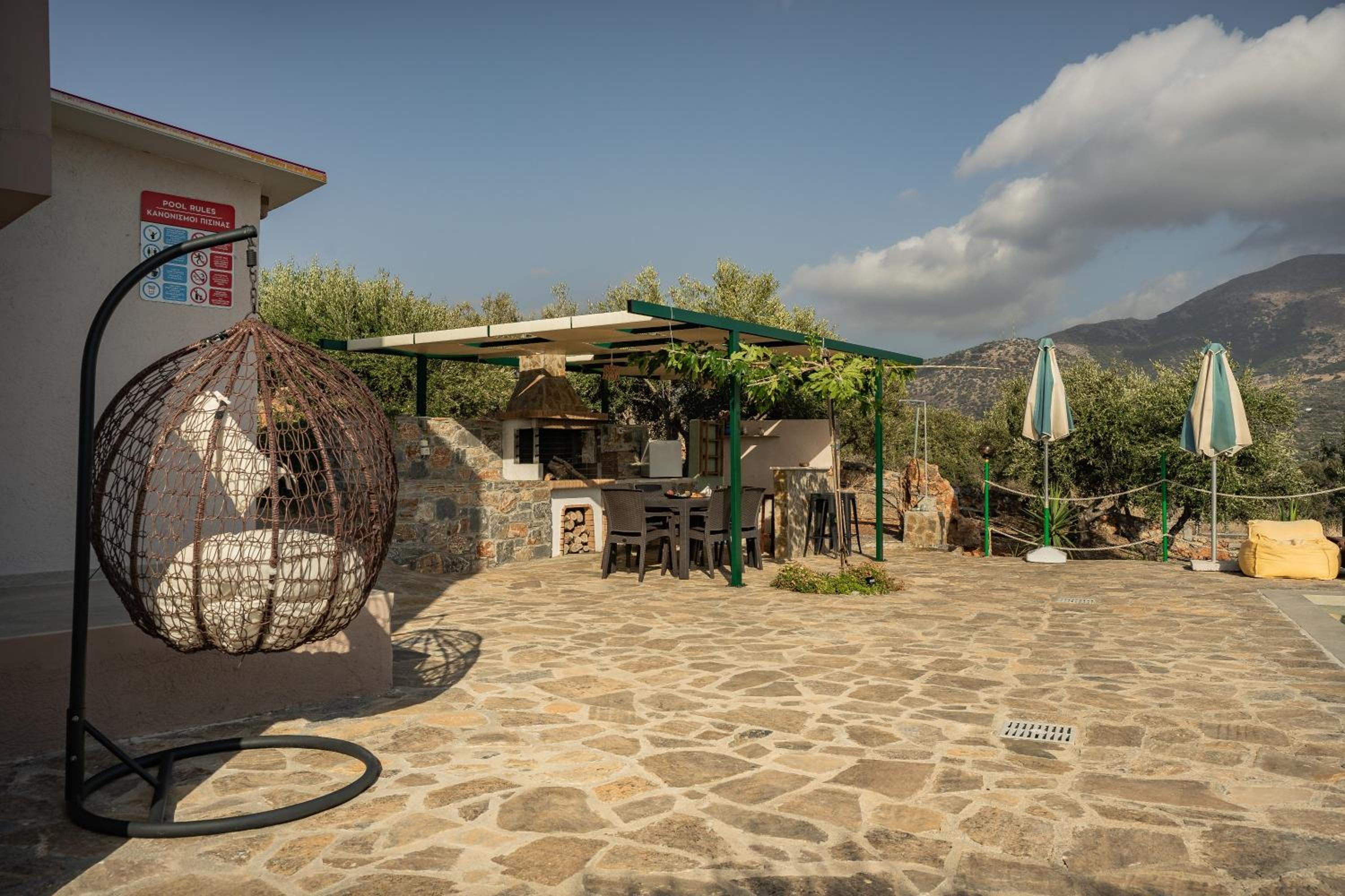 Villa Aktis with Freshwater Pool and Sea View