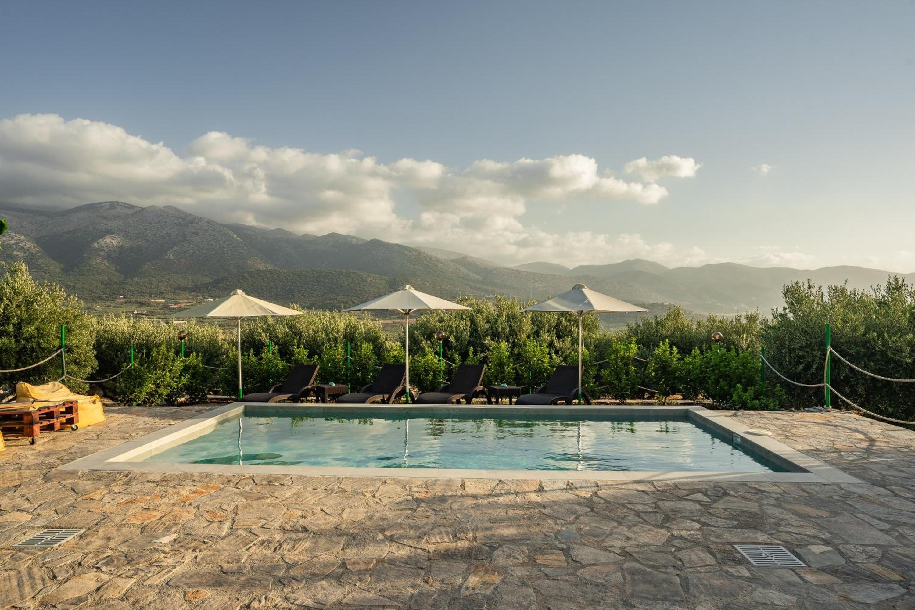 Villa Aktis with Freshwater Pool and Sea View