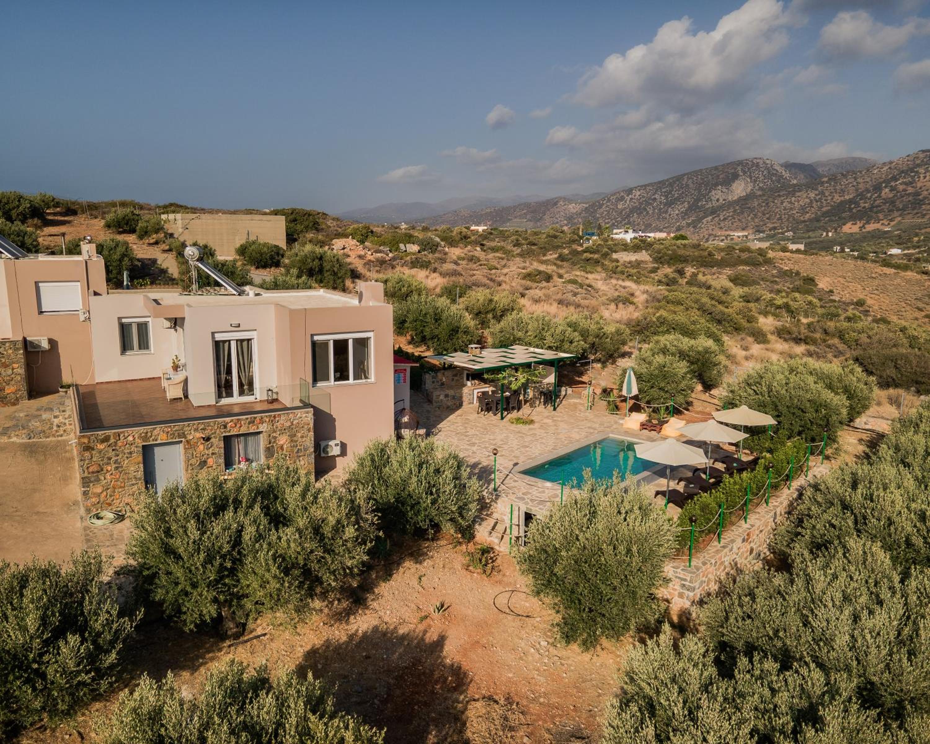Villa Aktis with Freshwater Pool and Sea View