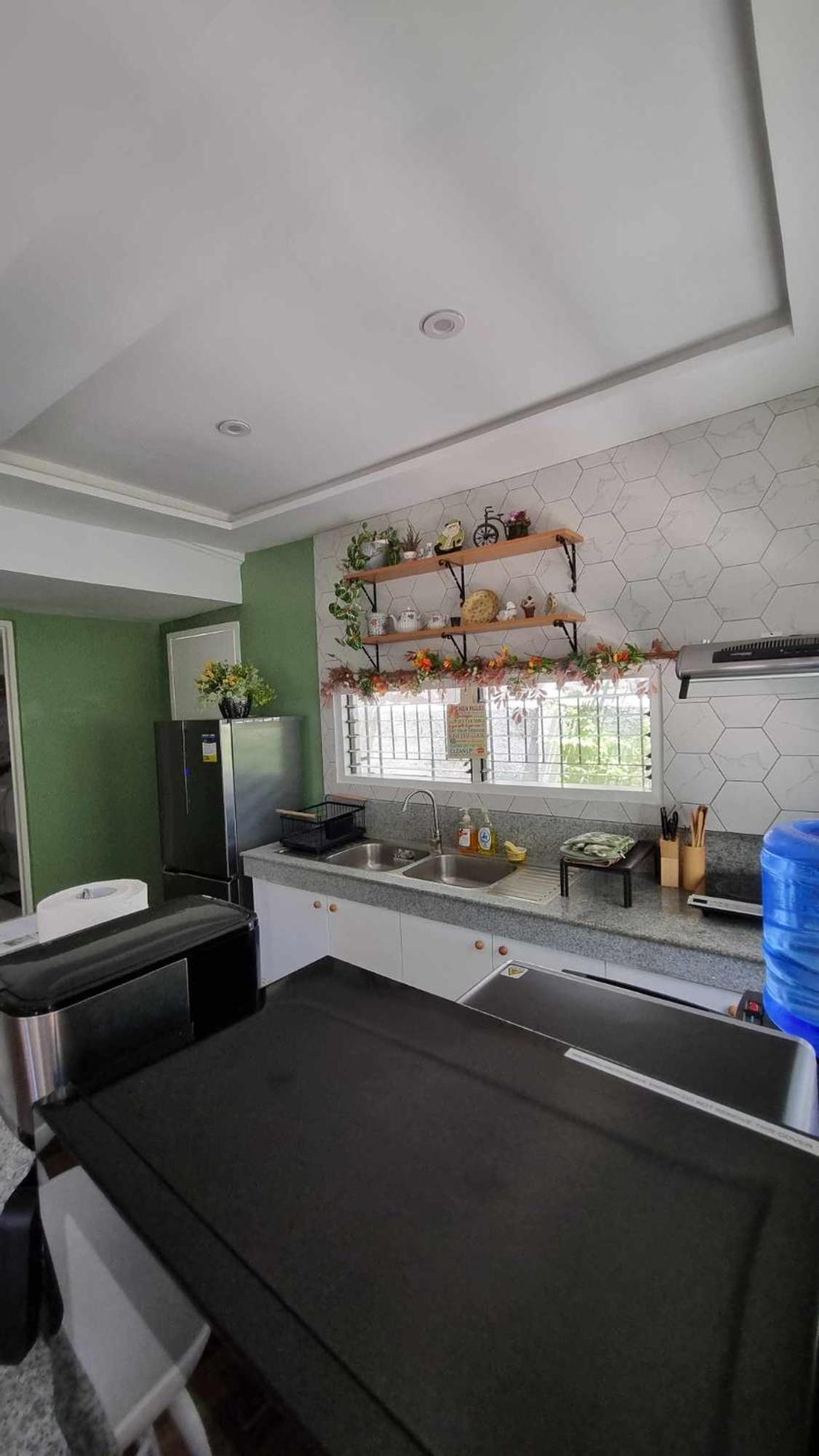 QHouse - 2 Storey House with 4 Bedrooms and 2 Bathrooms view 4