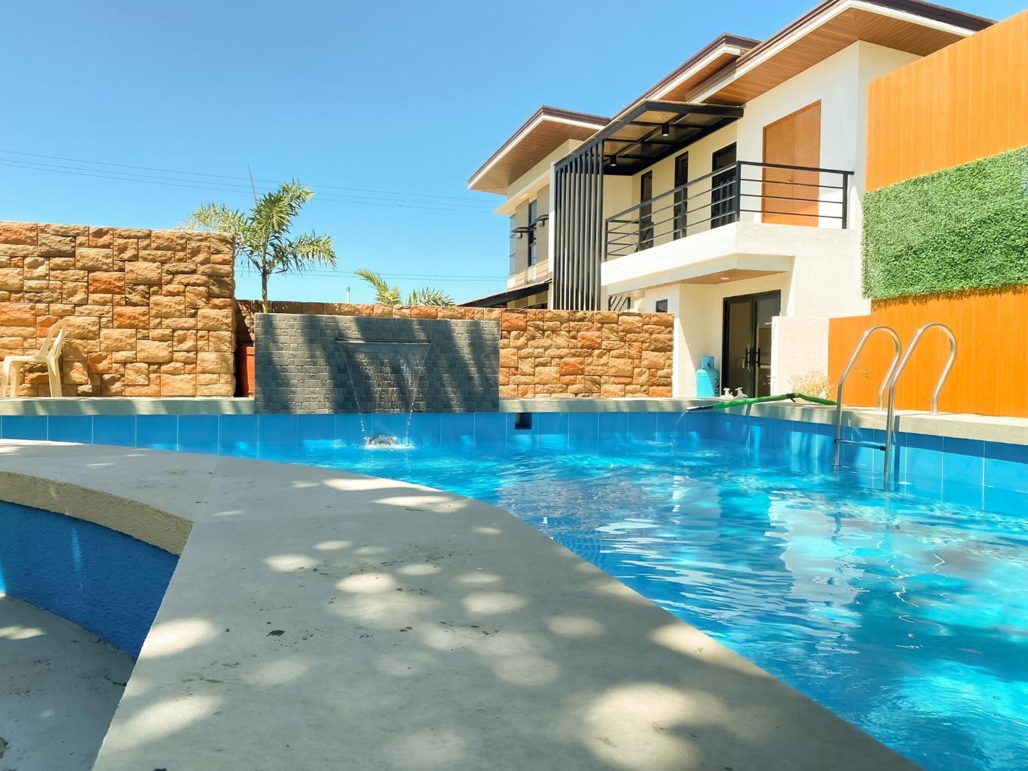 Elmarie Beach Resort