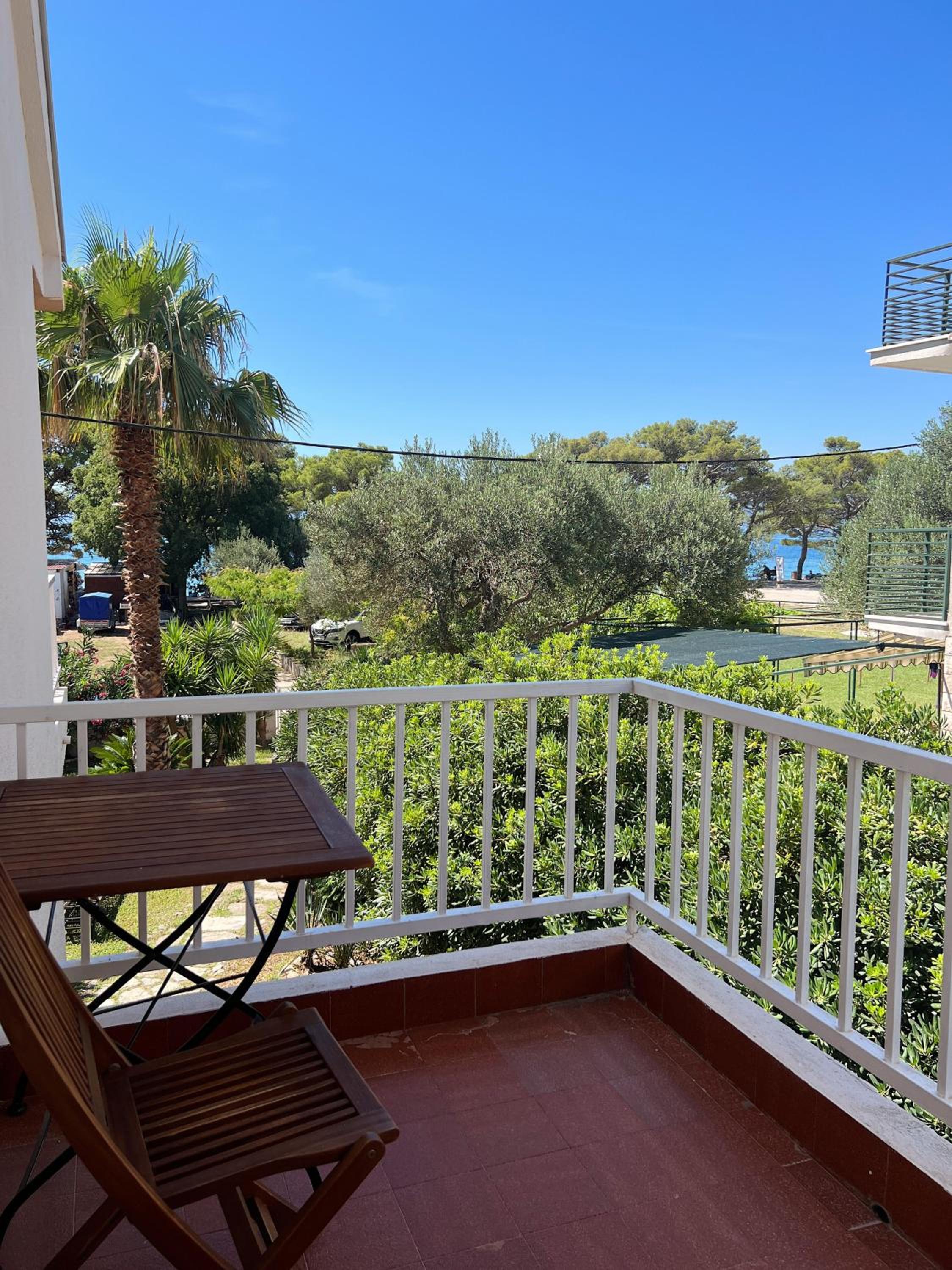 Apartments-Villa Ilaria view 5