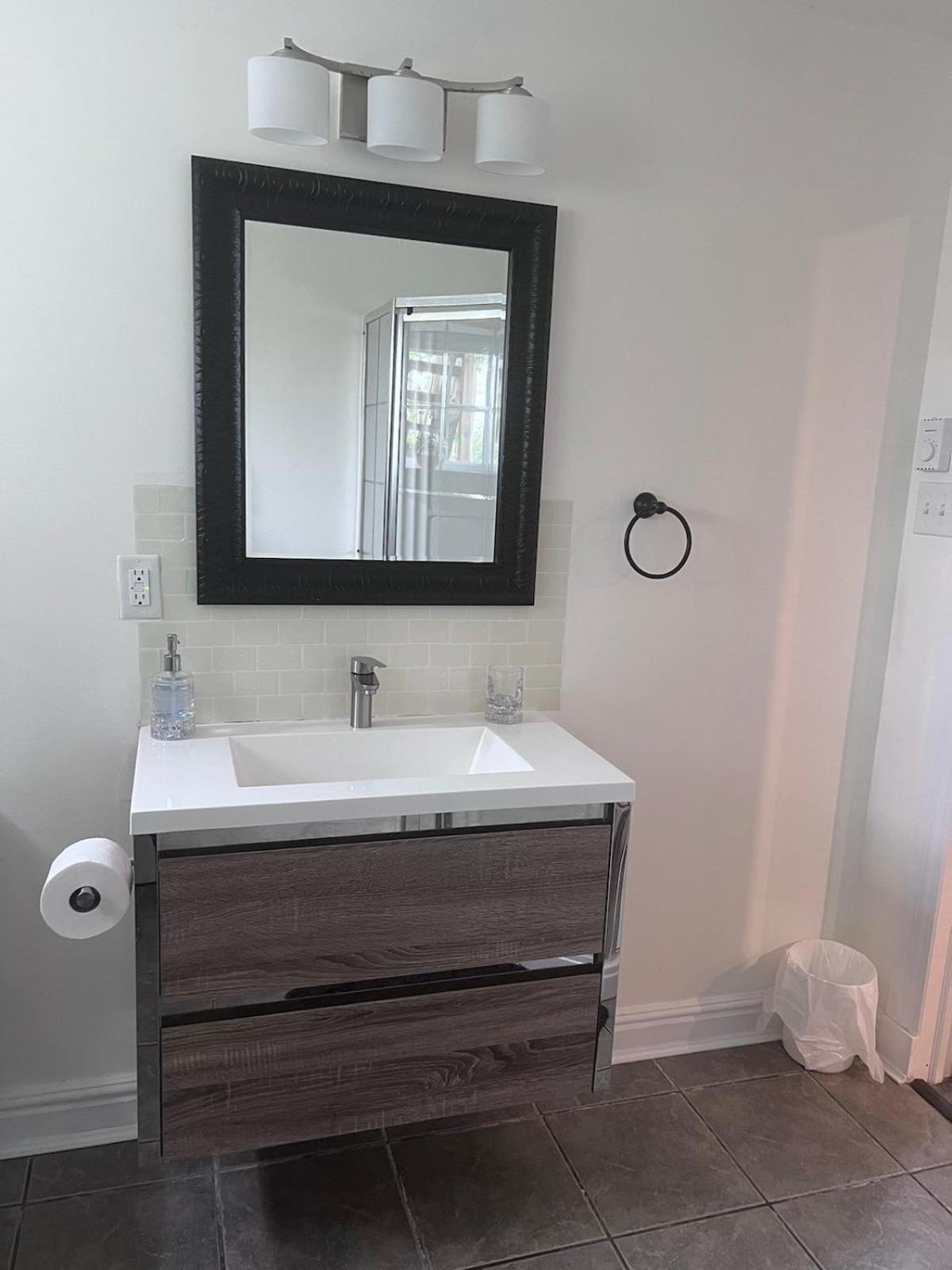 Halifax Vacations - Central Halifax one Bedroom apartment in Clayton Park - Property Image 1