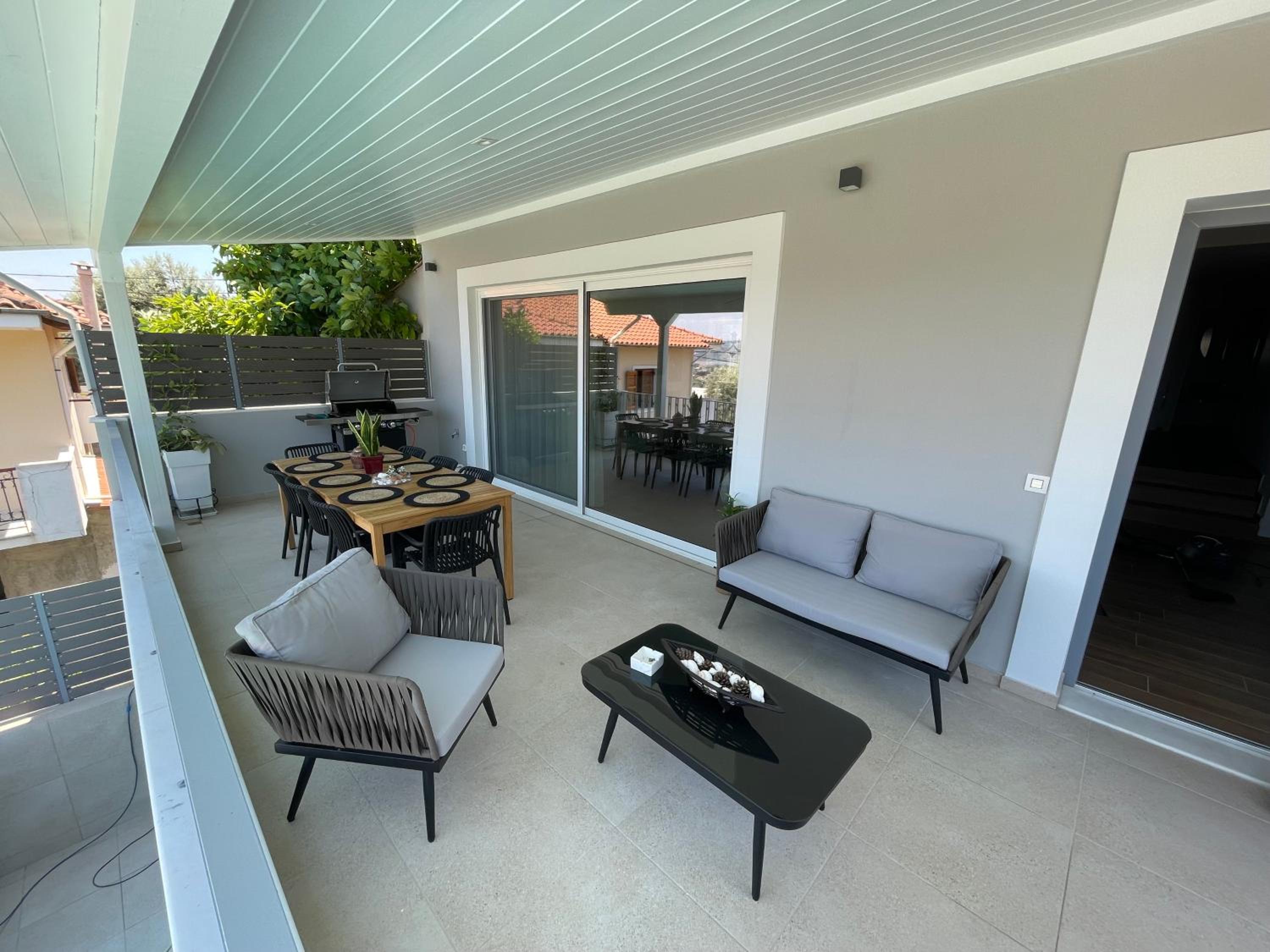 Villa Theretro, with superb view