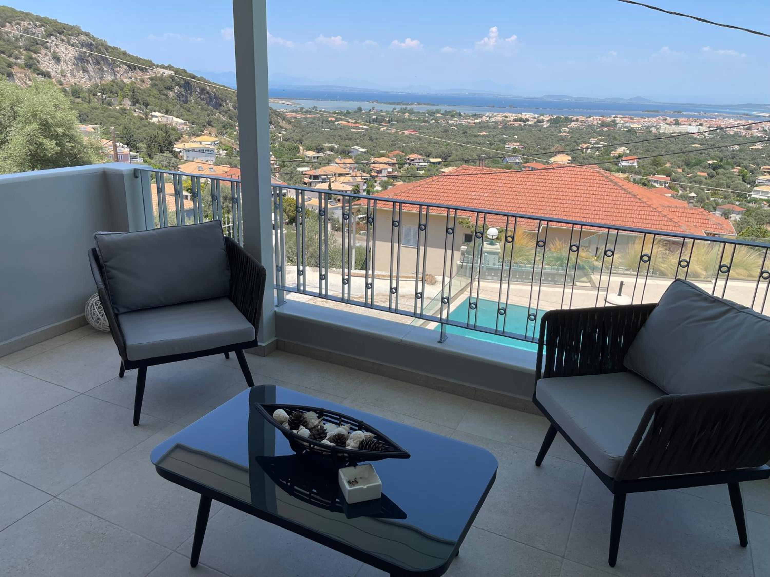 Villa Theretro, with superb view