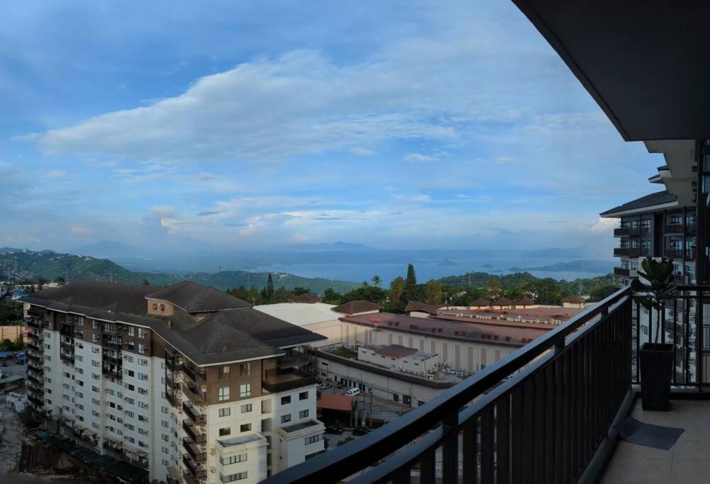 Yakal Suites at Serin East Tagaytay view 4