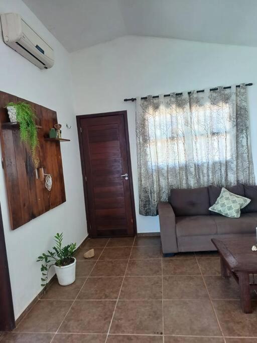 Casa Bougainville com piscina