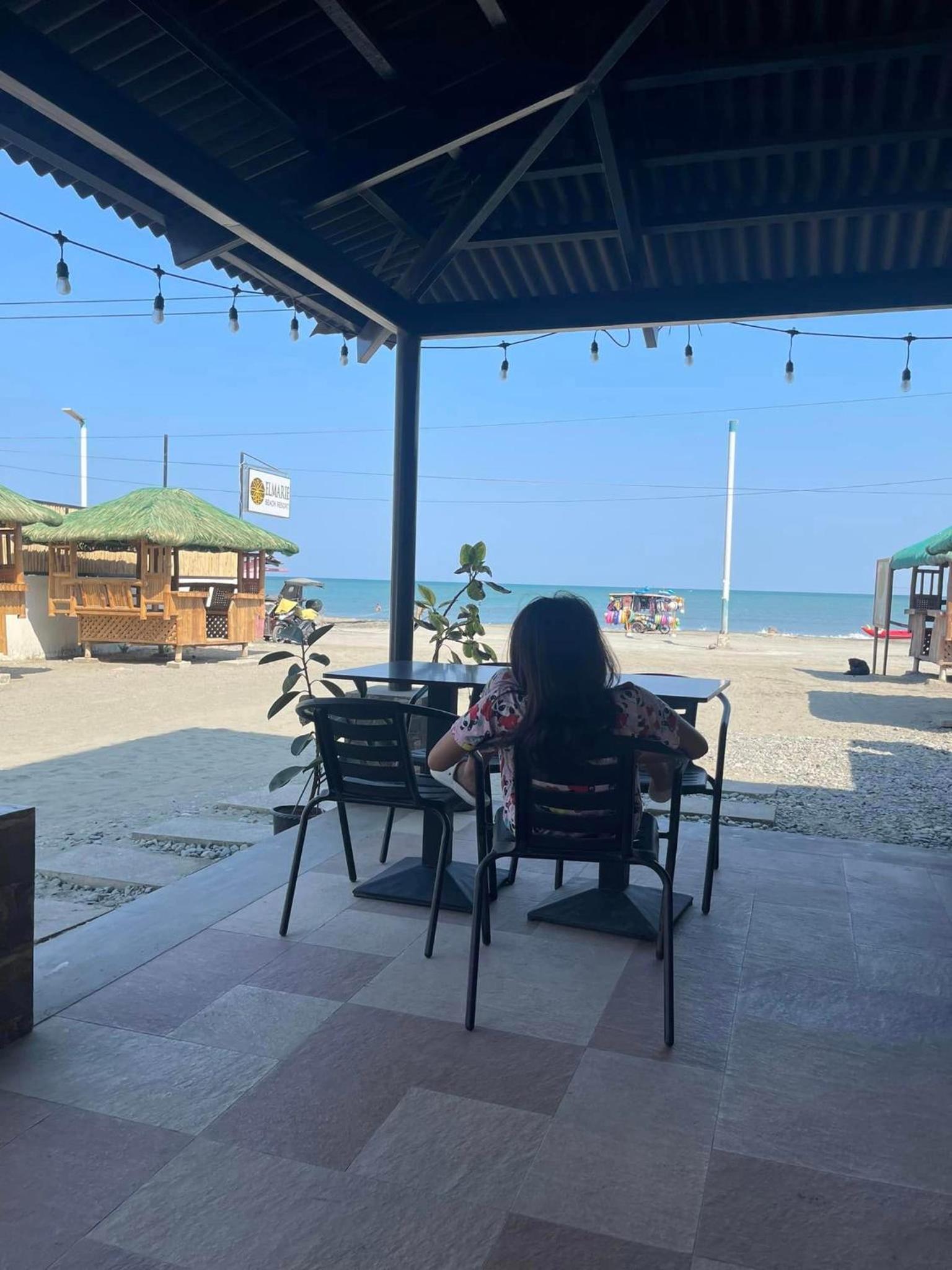 Elmarie Beach Resort