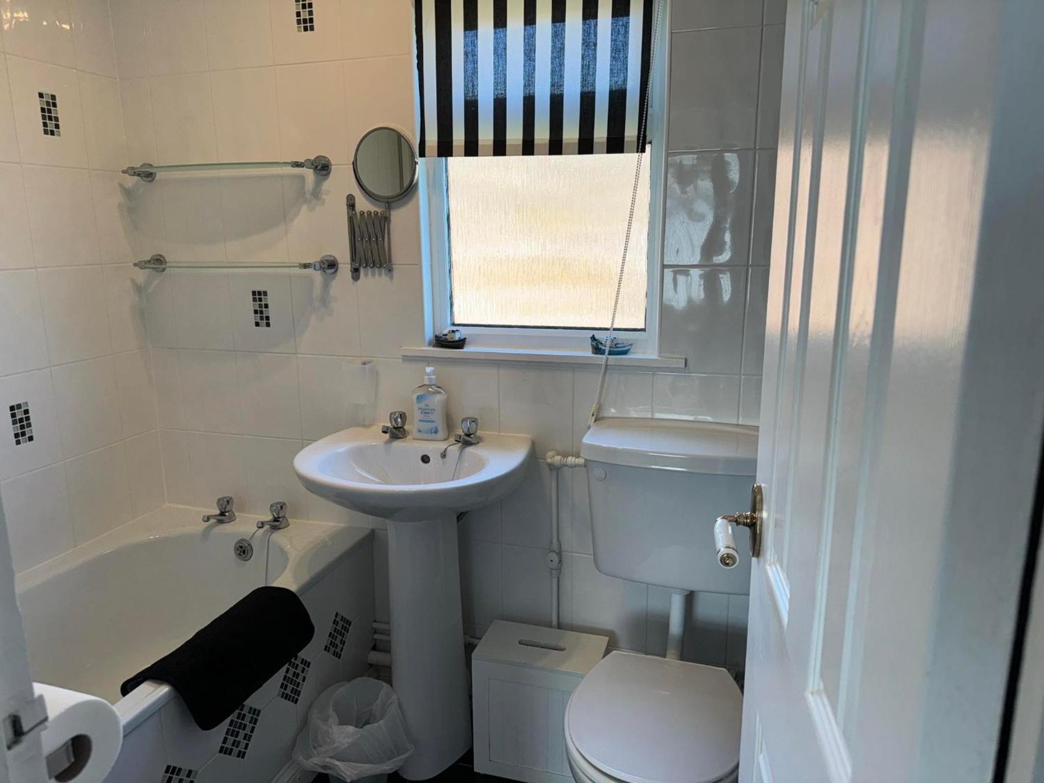 102 M and T Chalets Sunbeach,Scartby Near great Yarmouth 2 bed south facing Chalet view 2