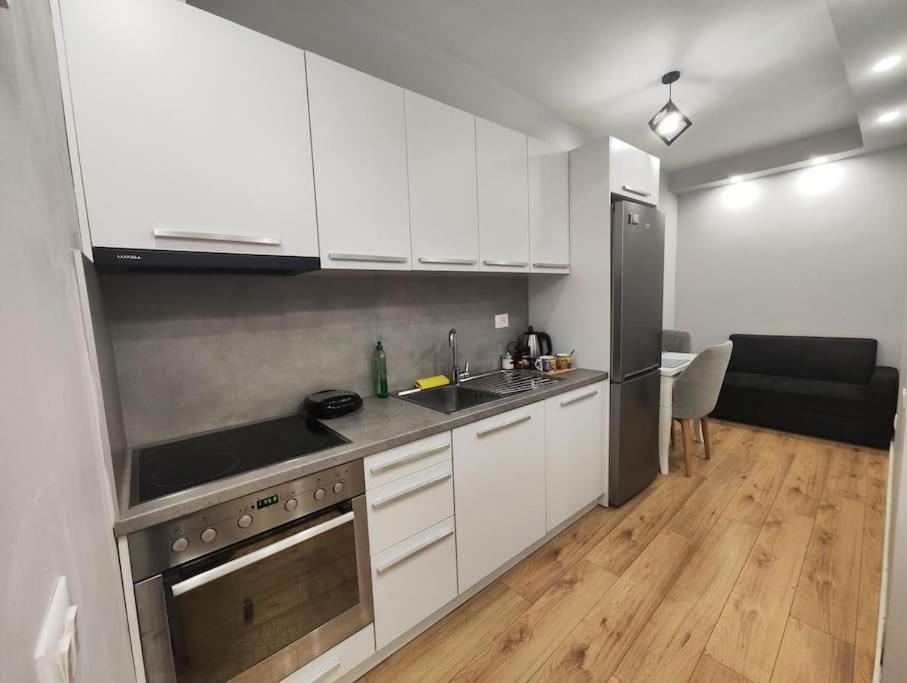 Starlight Downtown Apartment