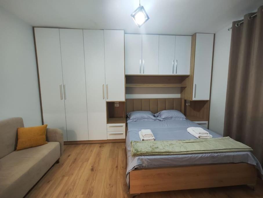 Starlight Downtown Apartment