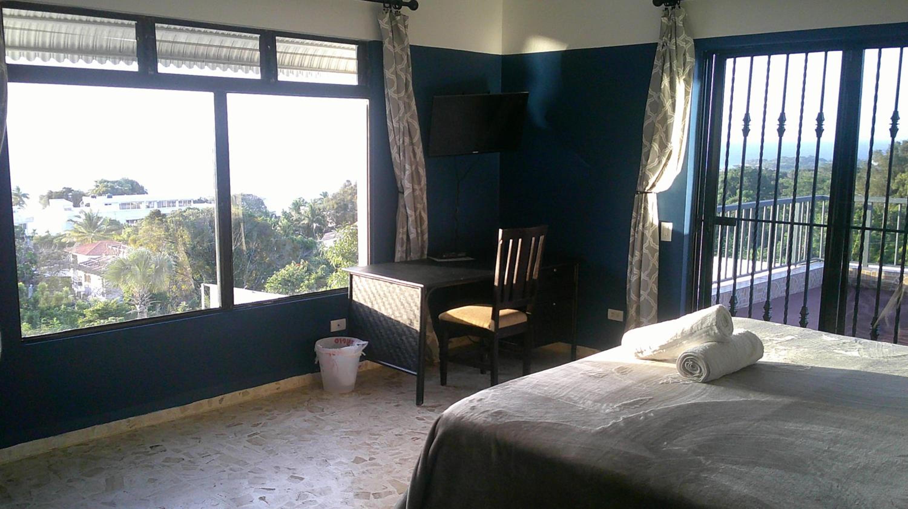 E&J Boutique Residences