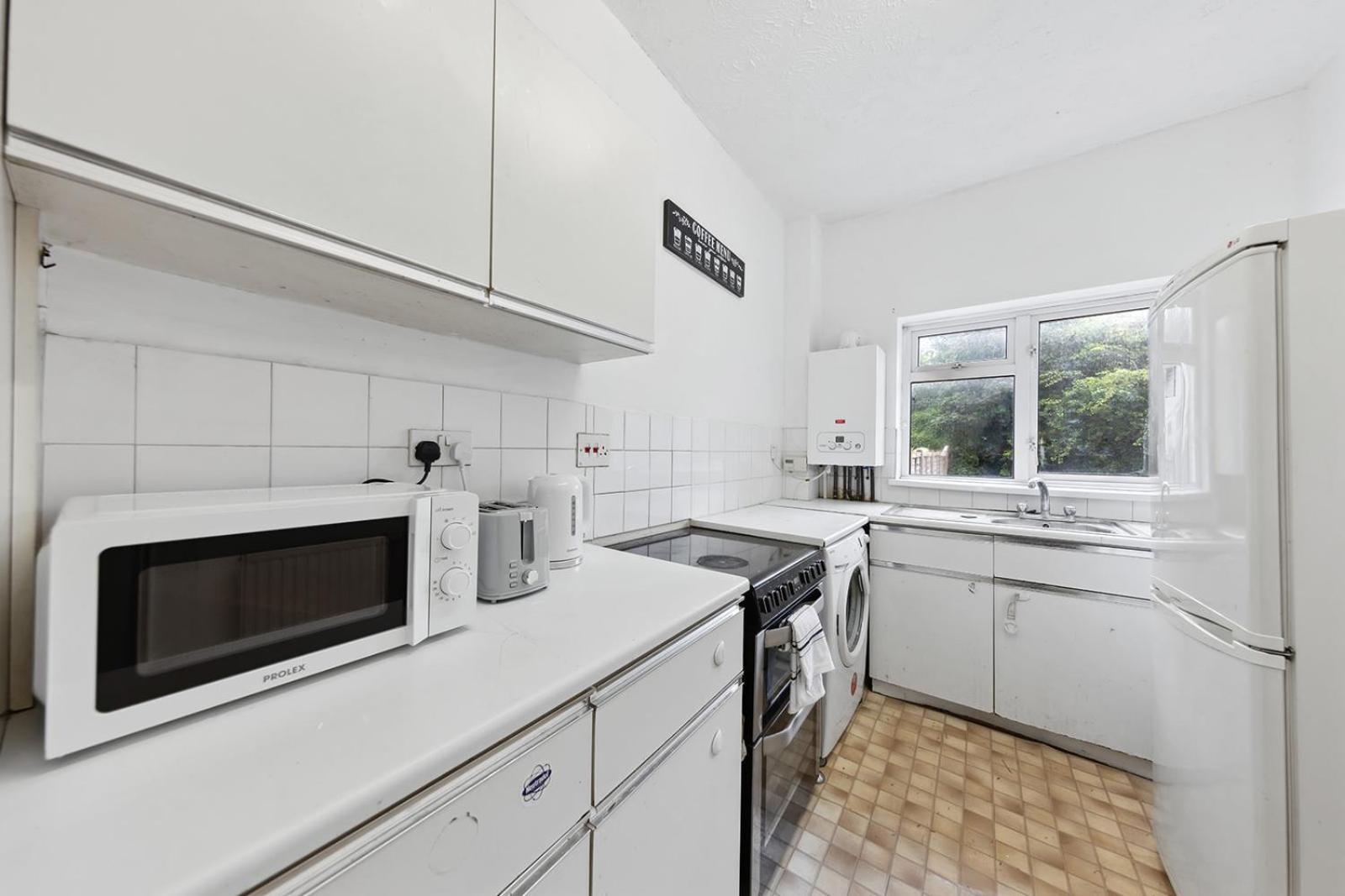 Cutest 1 bed flat of Gillingham view 5