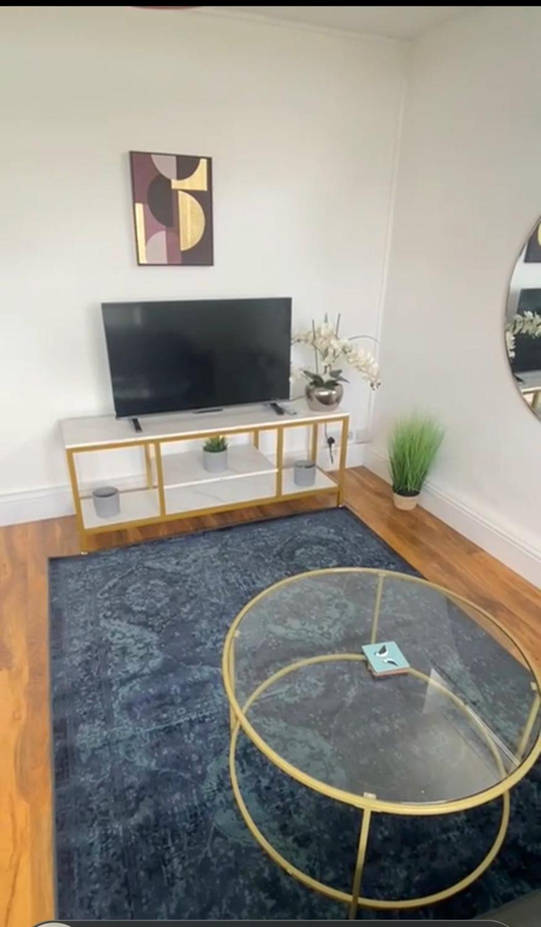 LONDON -2 bedroom - Breathtaking Views London Skyline Canary Warf