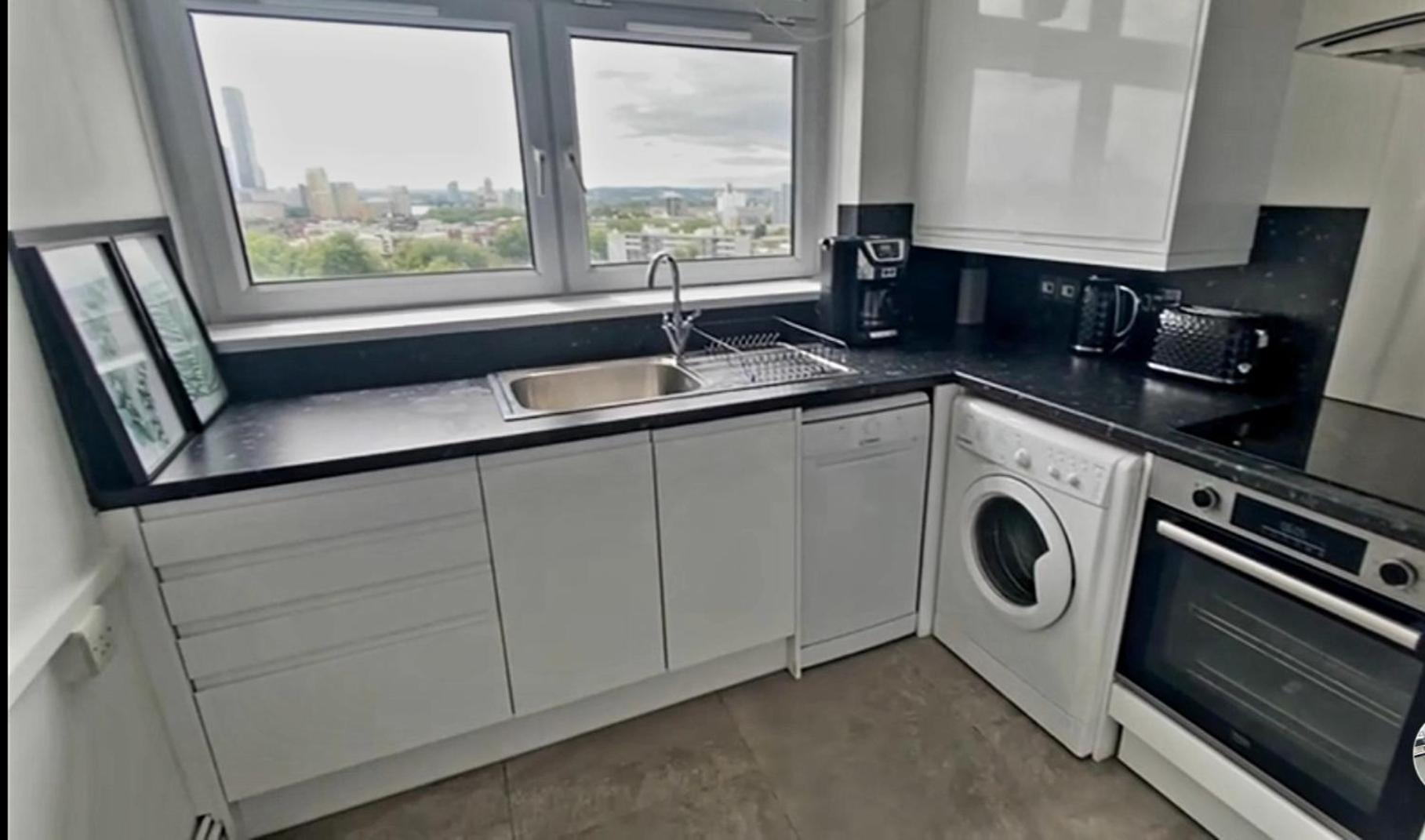 LONDON -2 bedroom - Breathtaking Views London Skyline Canary Warf