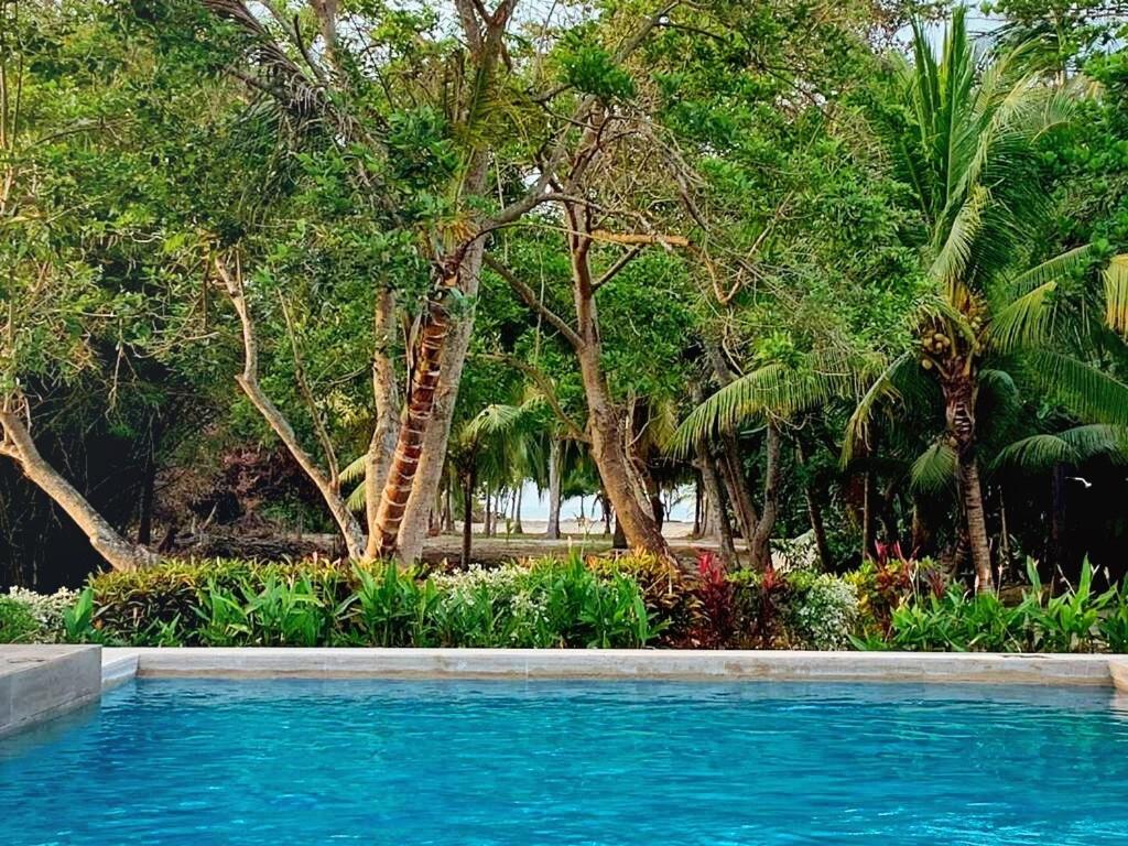 NEW beach villa w pool between Tayrona & Palomino