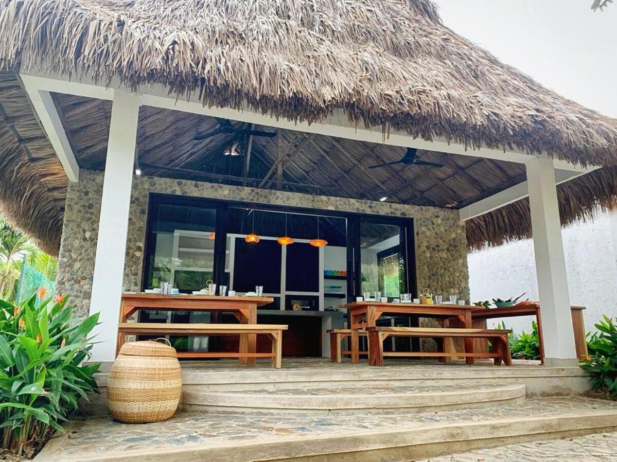 NEW beach villa w pool between Tayrona & Palomino