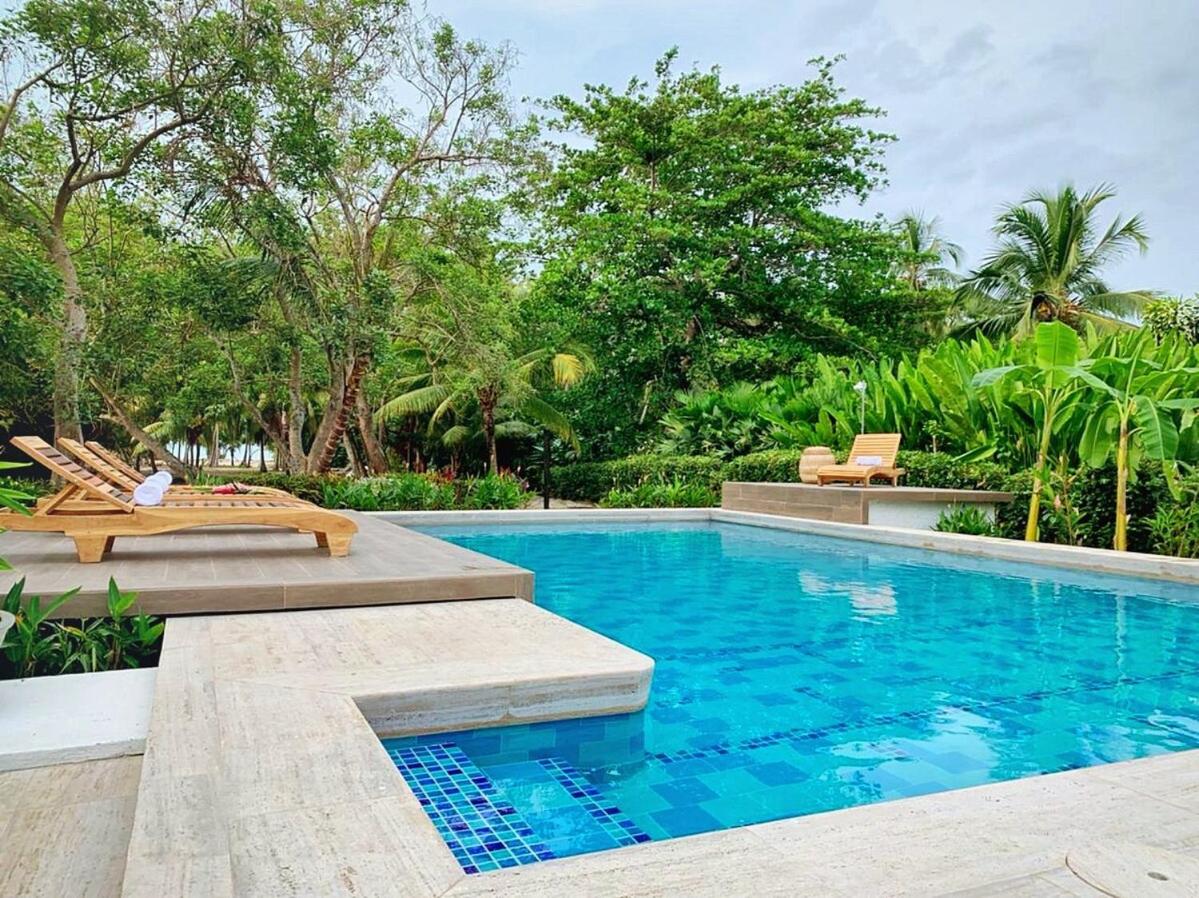 NEW beach villa w pool between Tayrona & Palomino