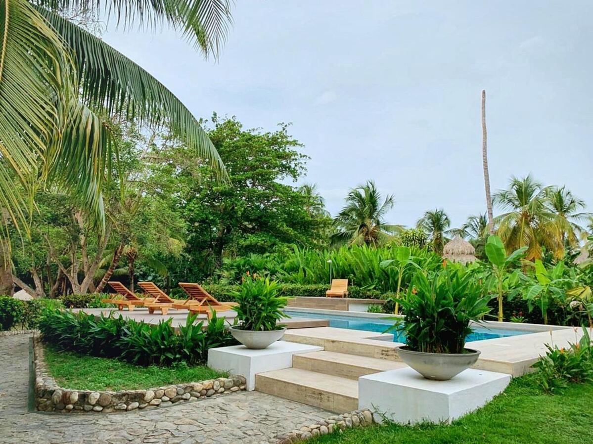 NEW beach villa w pool between Tayrona & Palomino