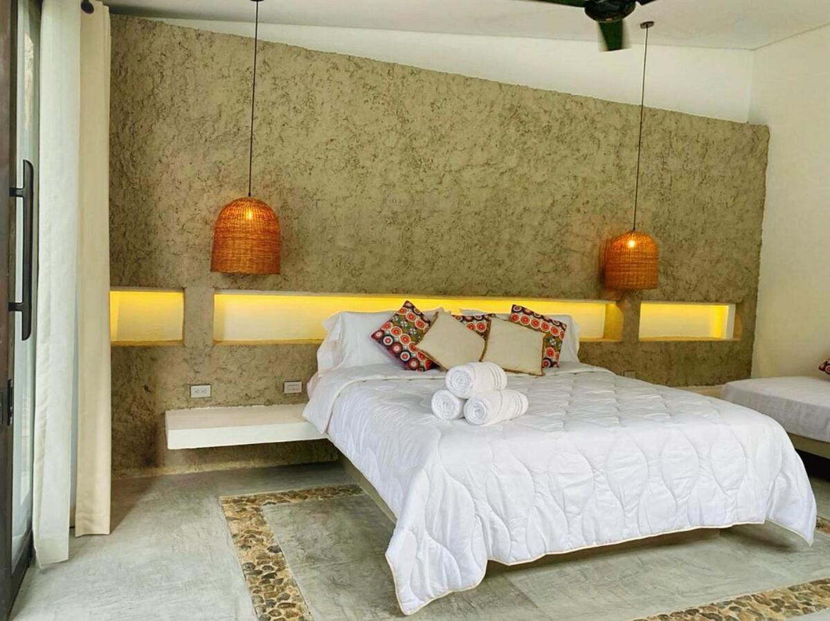 NEW beach villa w pool between Tayrona & Palomino