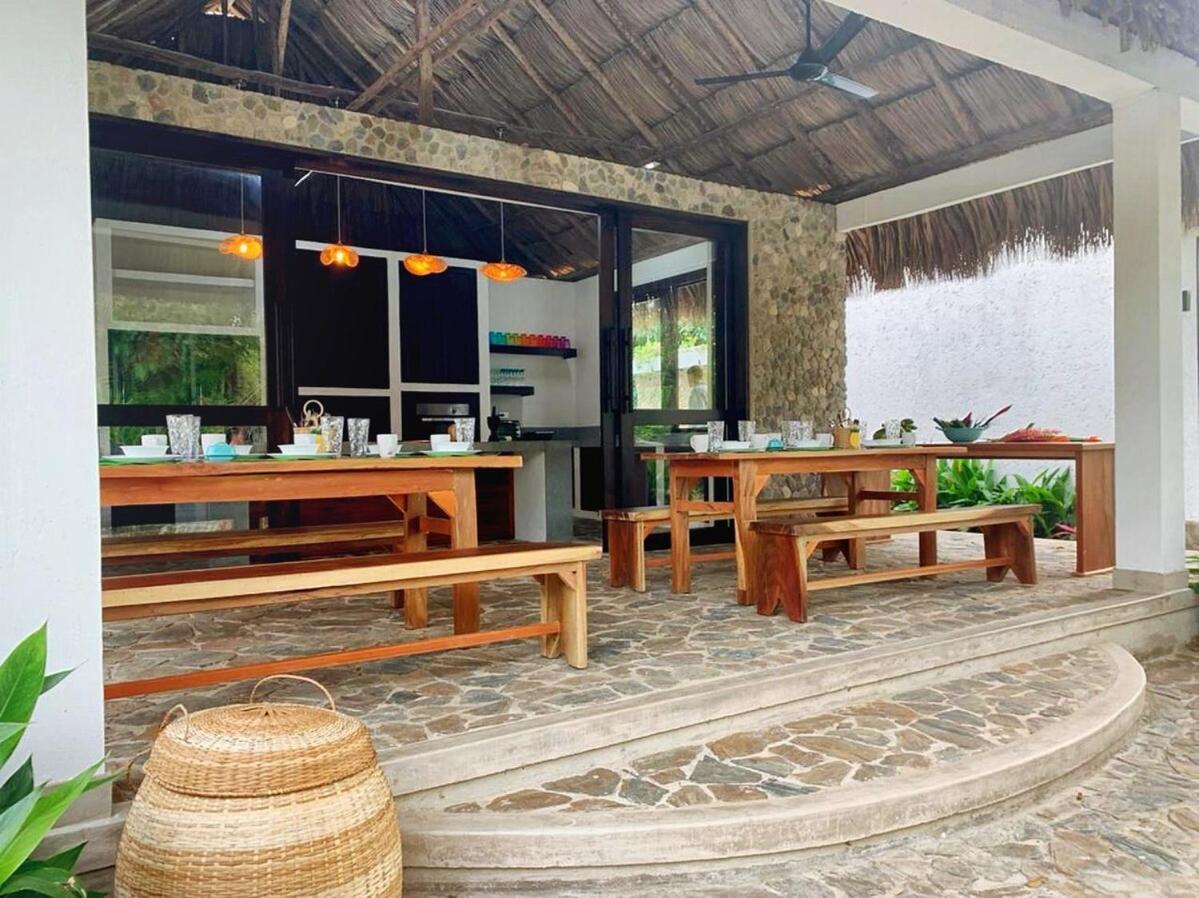 NEW beach villa w pool between Tayrona & Palomino
