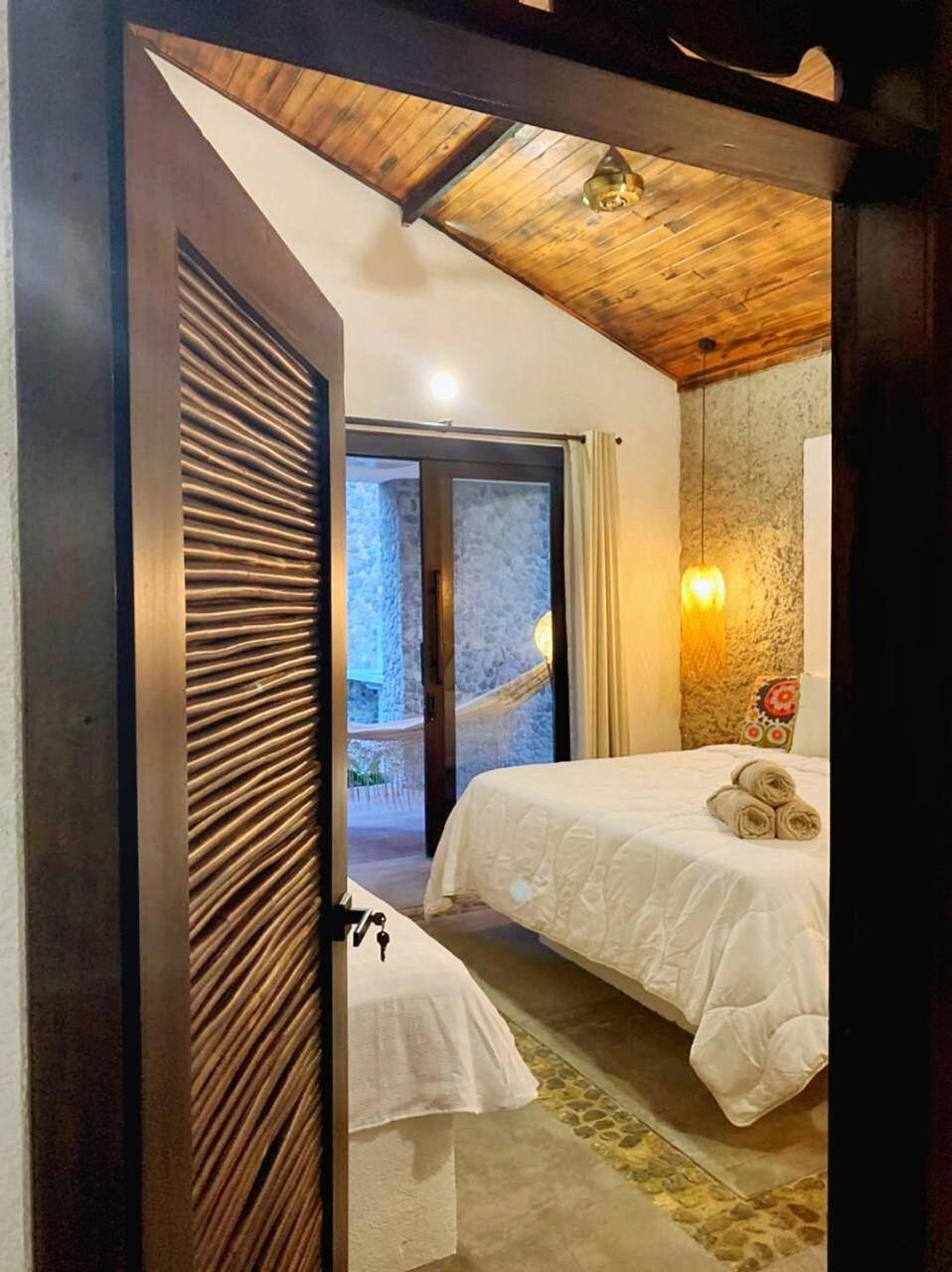 NEW beach villa w pool between Tayrona & Palomino