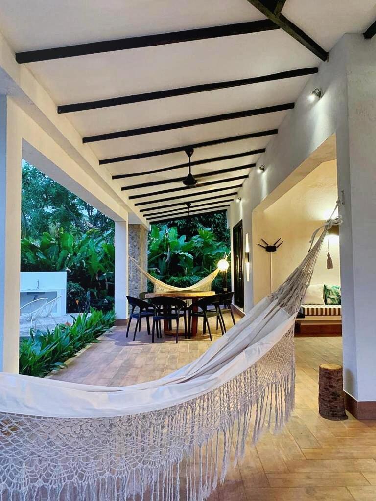 NEW beach villa w pool between Tayrona & Palomino