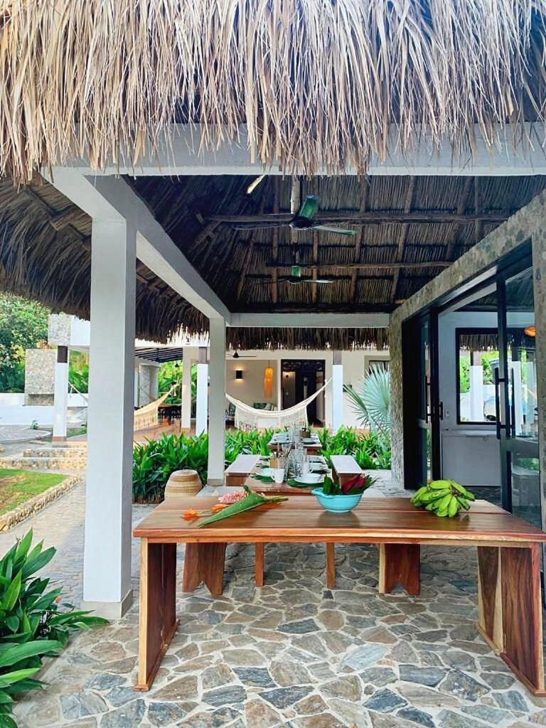 NEW beach villa w pool between Tayrona & Palomino
