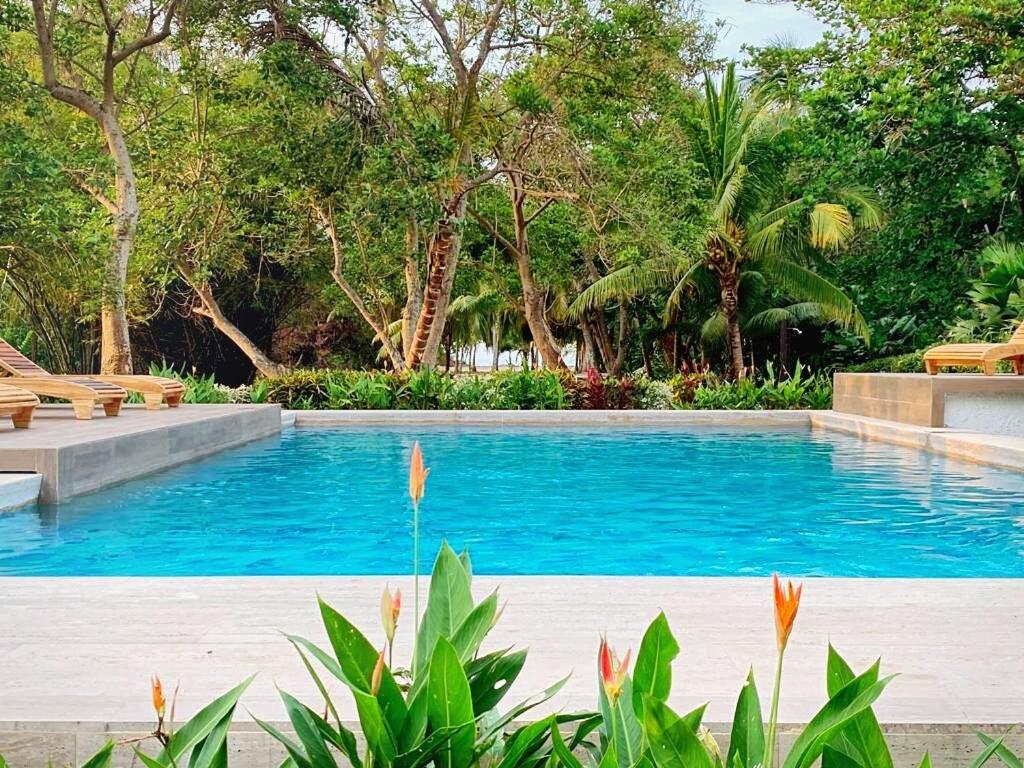 NEW beach villa w pool between Tayrona & Palomino