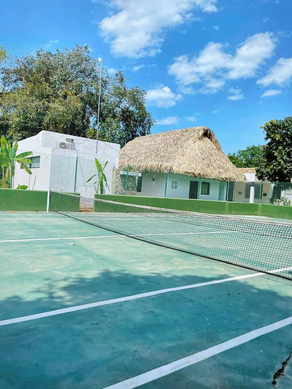 NEW beach villa w pool between Tayrona & Palomino