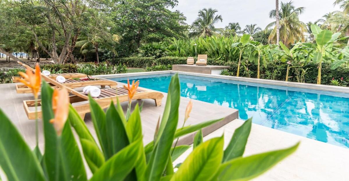 NEW beach villa w pool between Tayrona & Palomino