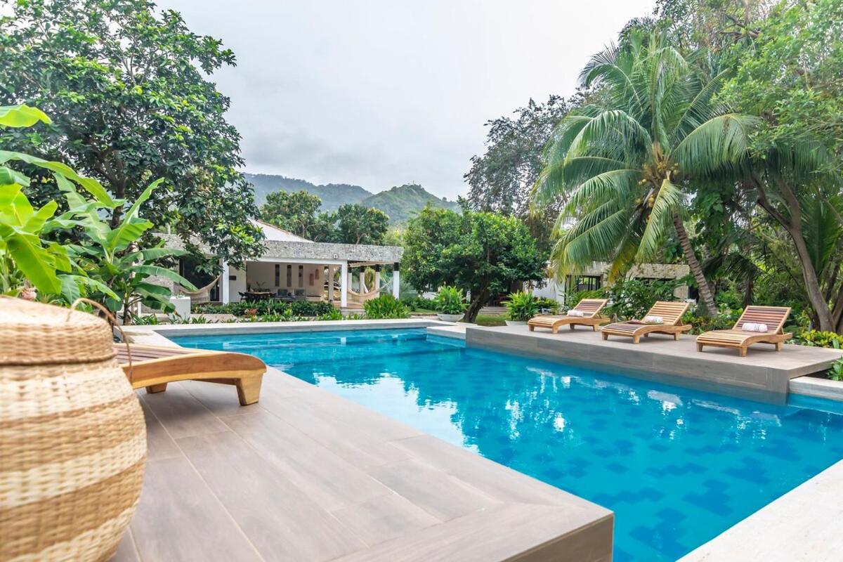 NEW beach villa w pool between Tayrona & Palomino