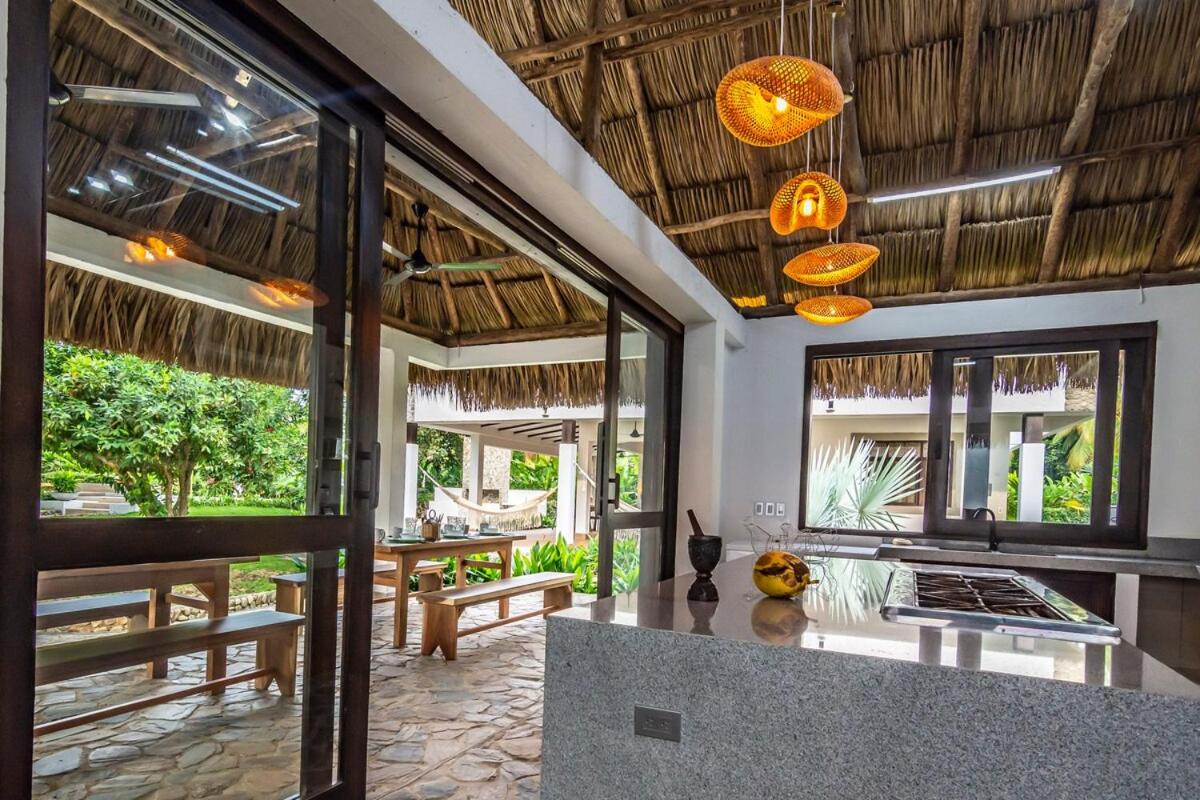 NEW beach villa w pool between Tayrona & Palomino
