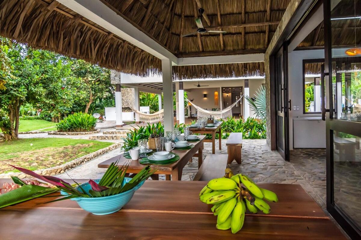 NEW beach villa w pool between Tayrona & Palomino