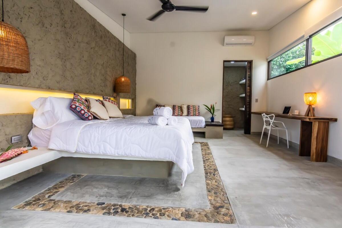 NEW beach villa w pool between Tayrona & Palomino
