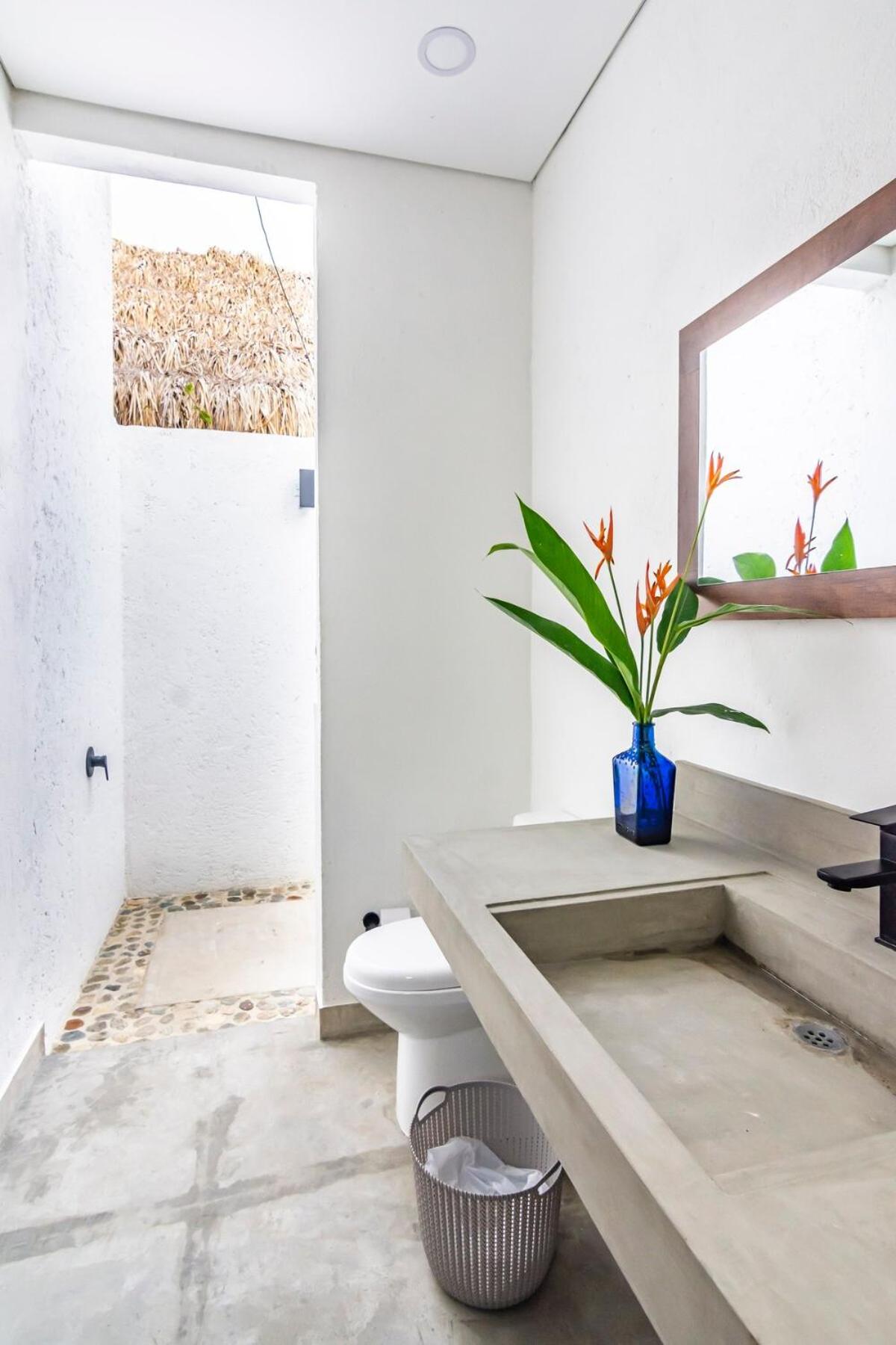 NEW beach villa w pool between Tayrona & Palomino