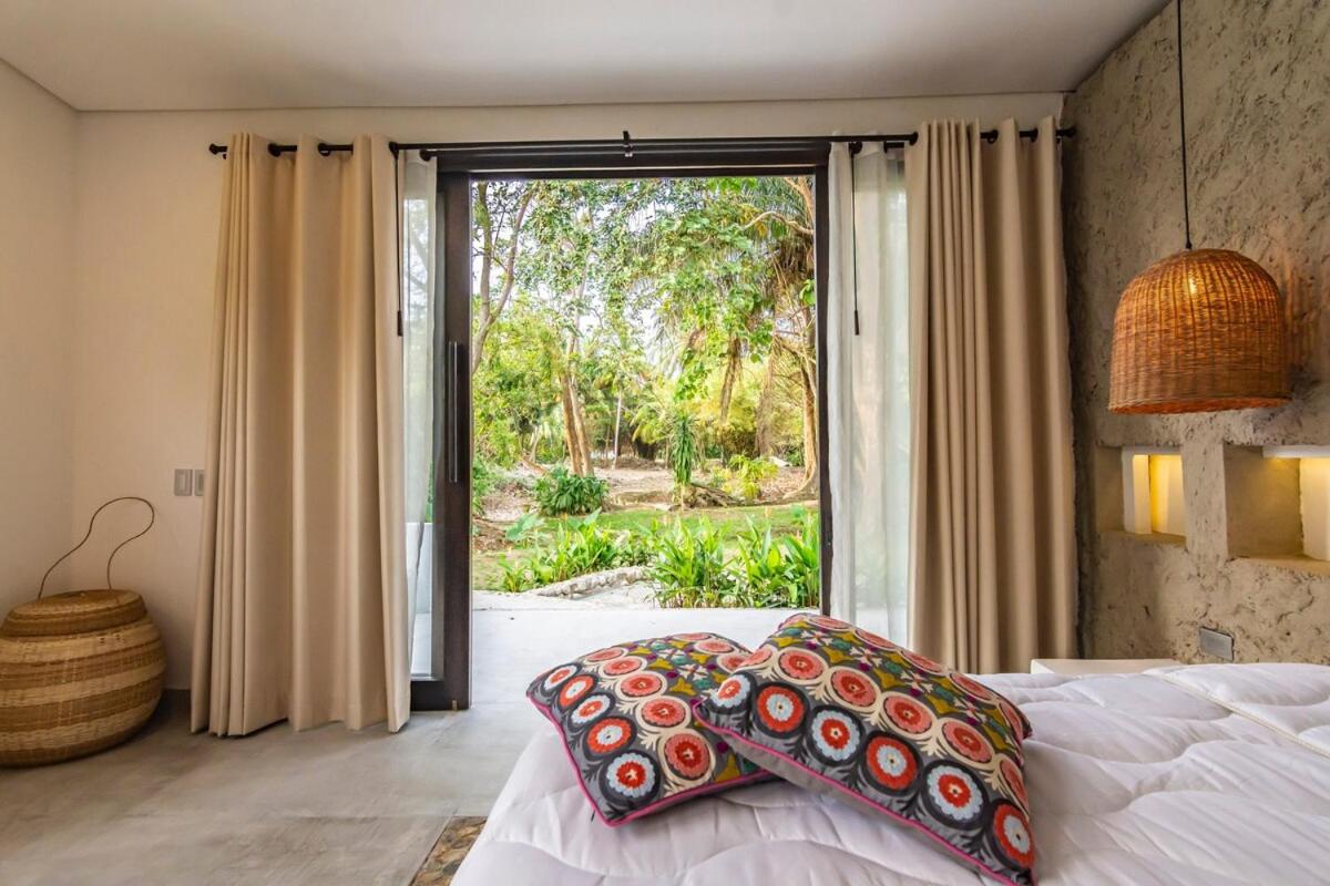 NEW beach villa w pool between Tayrona & Palomino