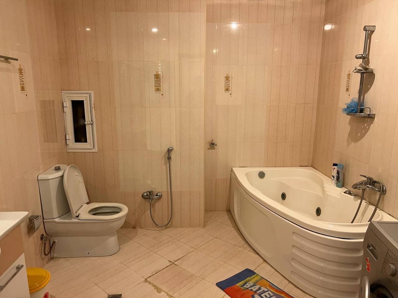 Sea view couple apartmant at boulvard,near nizami street