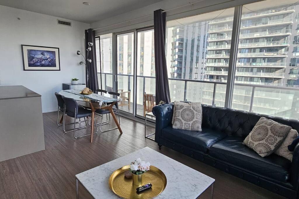 Blue Jays CN Tower Suite