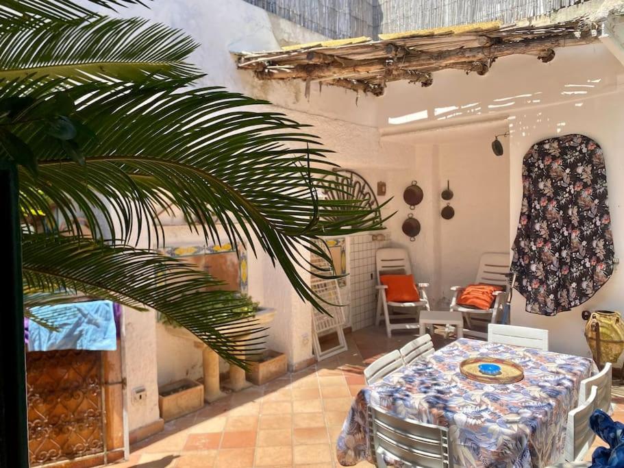 La Bouganville Capri