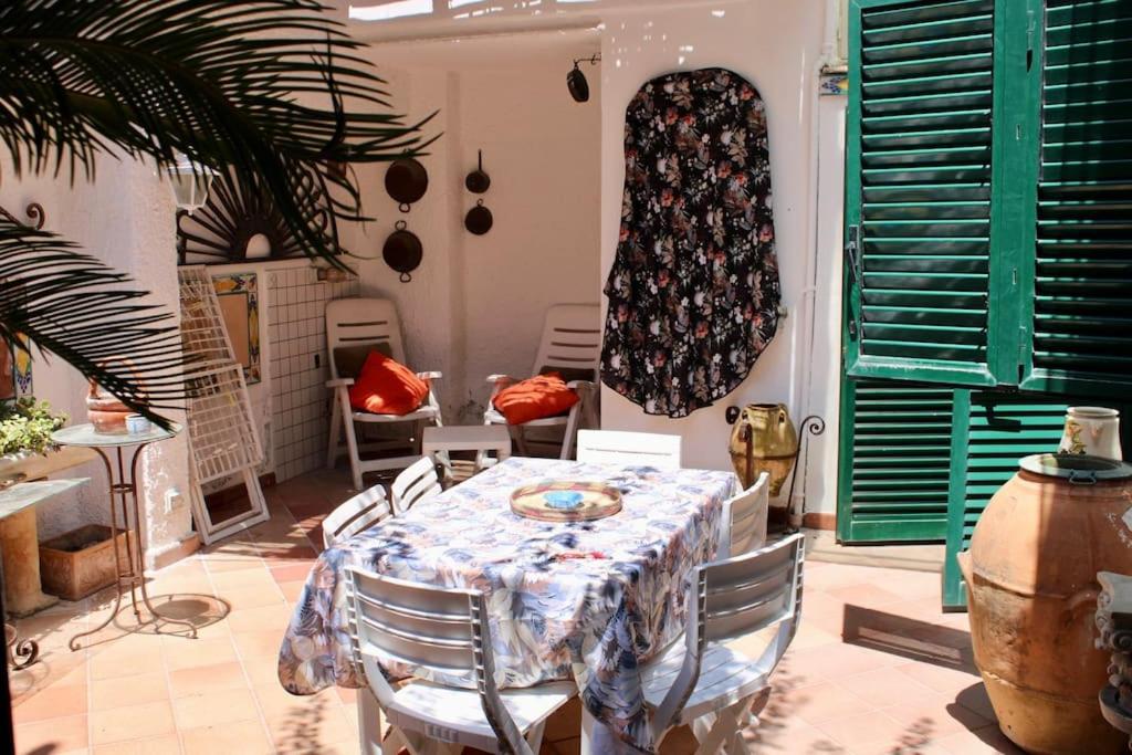 La Bouganville Capri