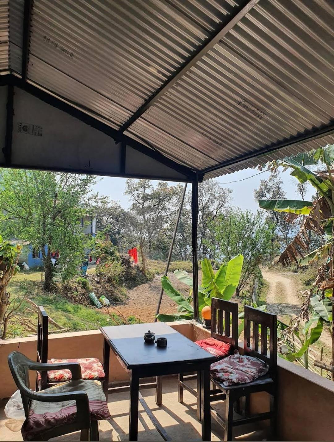 Lake Lovers Cafe & Homestay view 4